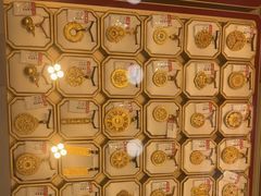 -恒一珠宝·回收黄金钻石奢侈品(灵岩南路店)
