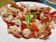 葱姜蒜爆炒龙虾-双生不夜粥