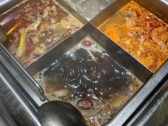 -旺龙巷重庆脆毛肚火锅·潜山扛把子店(潜山商业街店)