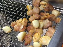 -肉甲韩国木炭烤肉(新壹街1店)