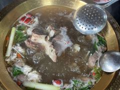 -周老三跷脚牛肉·全牛火锅(非遗传承店)