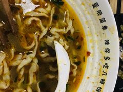 经典牛肉面-每碗面馆(新鸿安大厦店)