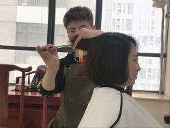 -奈丝造型