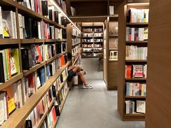 -茑屋书店(天目里店)