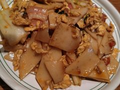 -云海肴·汽锅鸡·云南菜(天山百盛优客店)