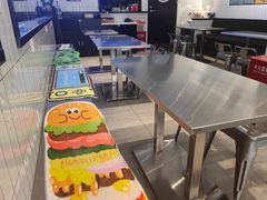 -TRIPS BURGER(大钟寺店)