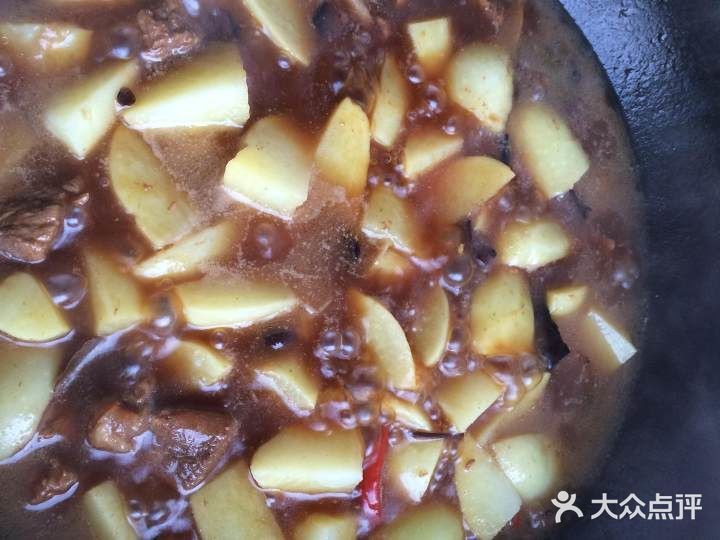 低脂肪吃了不长肉的牛肉炖土豆