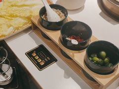 -烹然四季椰子鸡火锅(姚家园万象汇店)