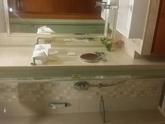 -无锡鼎尚皇冠酒店