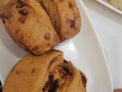 -李与白包子铺(桐梓林店)