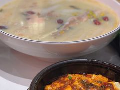 -关里关外·鱼头泡饼(唐冶绿地汇店)