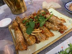 -覃记海鲜美食餐厅