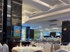 -万龙洲海鲜(大兴绿地缤纷城店)