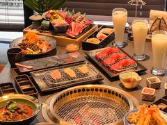-铭牛烧肉·和牛海鲜自助(高新月牙湖店)
