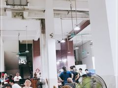 大堂-标记美食新鲜猪杂(兴南大道店)
