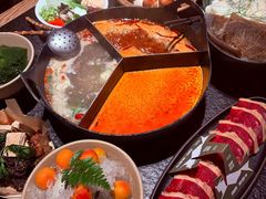 -三出山火锅(南京万象天地店)