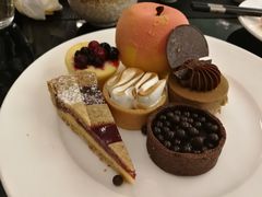 -圣丰索菲特·2 On 988 Café 自助餐厅