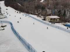 -亚布力新体委滑雪场
