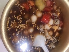 老街冰汤圆-贤合庄卤味火锅(勒泰中心店)