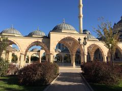 -艾哈迈德-卡德罗夫清真寺