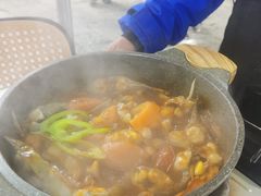 -刘姐啤酒鱼民族演艺餐厅(西街总店)