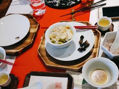 -荷风细雨·中国茶宴(世纪大道店)