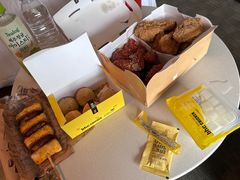 -BHC炸鸡(明洞总店)