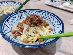 -雅惠美食城