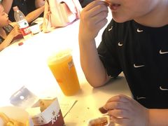 -肯德基(常熟百润发店)