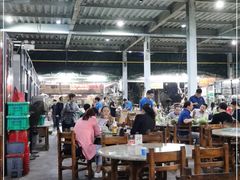 大堂-四川小胡子海鲜(丁村万人海鲜广场店)