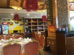 大堂-琼菜坊·无鸡不成宴·海南菜老爸茶糟粕醋(海口骑楼老街店)