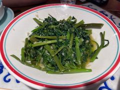 -川流不息·地道川菜·小龙虾(新松江路店)