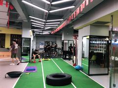 -CXFIT 陈徐健身工作室(凯旋店)