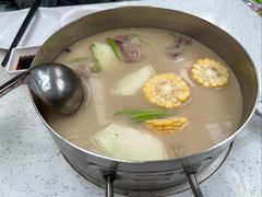 胡椒猪骨煲汤-肥仔文澳门猪骨煲(南京西路店)