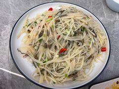 香椿土豆丝-包不同川湘家常菜(木樨园店)