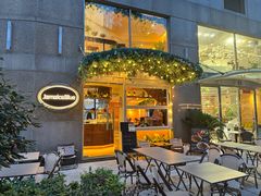 门面-JamaicaBlue Cafe(乌鲁木齐中路店)