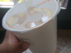 -CoCo都可(湖滨银泰店B区店)
