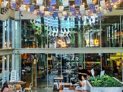 -ROAST coffee & eatery