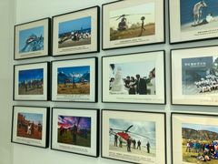 -罗红摄影艺术馆