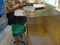 -袁亮宏饺子云吞(侯家桥菜场店)