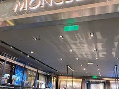 -MONCLER(北京SKP概念店)