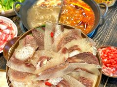 -冯校长老火锅(中联广场店)