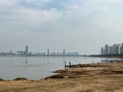 -秋水广场