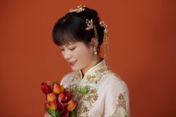 -雪中彩影婚纱摄影·微光艺术中心