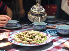 花生毛豆-艾丁湖烤全羊西域文化主题餐厅(新天润店)