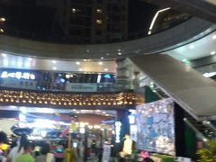-万科美好广场