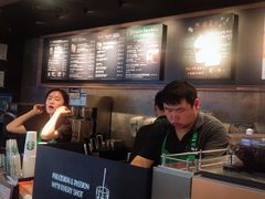 -星巴克(六合路店)