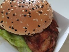 板烧鸡腿堡-美肴冰品·汉堡·牛腩饭(总店)