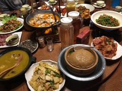 -老滇山寨•云南特色菜•地方菜•民族风情歌舞表演(金碧店)