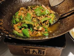 -费大厨辣椒炒肉(高铁吾悦广场店)